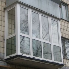 Остекление балконов и лоджий в Омске